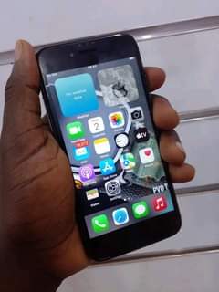 A picture of iPhone 8 64gb at ugx 350k 0706732343
