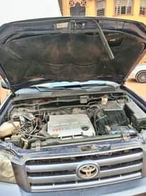 A picture of Awuuuuuuuuf berekete Toyota Highlander 05 for sale Engine Gear AC