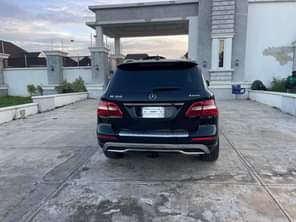 A picture of DISTRESS SALES FOREIGN USED ML350 2012 MERCEDES BENZ WITH ORIGINAL