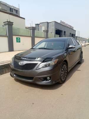 A picture of Toyota Camry Sport 2008