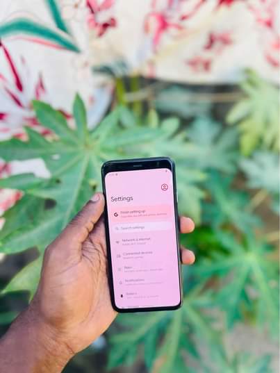 A picture of Google pixel 4PLAIN