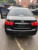 A picture of Hyundai elantra 2007 model