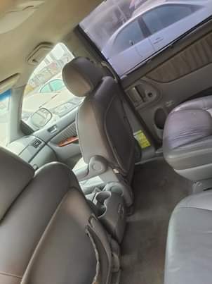 A picture of Direct Belgium 2005 Toyota Sienna XLE 2348149413440