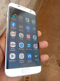 A picture of Samsung s7 plus edge