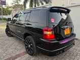 A picture of Price Bei 25.5mil Call 0658056651 Toyota kluger Year 2007 Engine