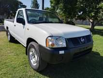 used nissan hardbody