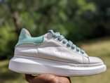 A picture of Tupo Mwanjelwa sokojipya chumba no 362 ama tuchek whatsup 0652416964