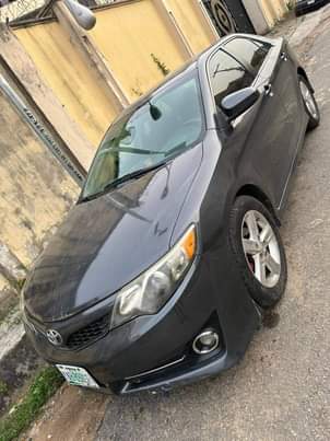 A picture of 2013 TOYOTA CAMRY TOYOTA CAMRY 2013 Neat