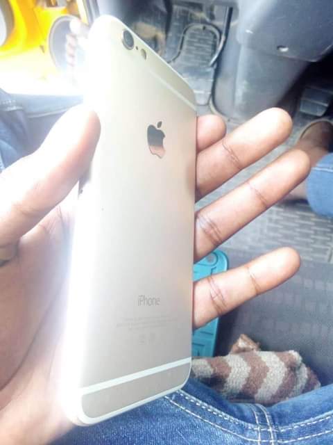 A picture of Iphone 6plain