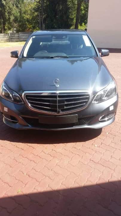 classifieds/cars mercedes