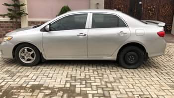 A picture of 2009 Toyota Corolla tokumbo Price 7m awoof Location Ago palace