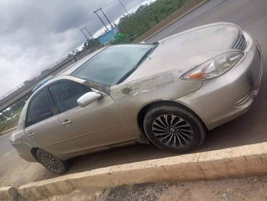 A picture of 2004 Toyota Camry Well maintained Absolutely Buy and drive v6