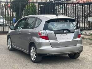 A picture of URGENT SERIOUS BUYERS ONLY Foreign used HONDA JAZZ Year 2009