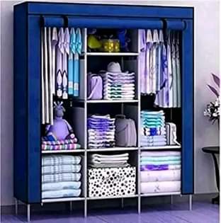 A picture of METALLIC CLOSETS