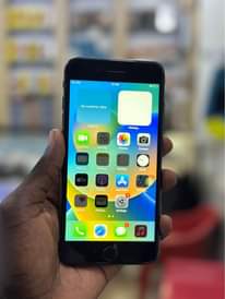 A picture of iPhone 8 Plus 64gb everything working no issues at only