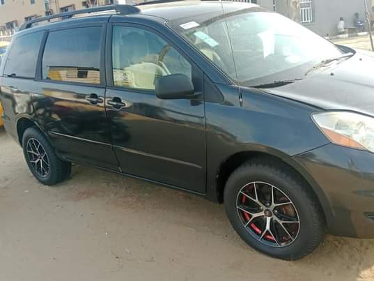 A picture of Call or Whatsapp 07088787361 Super sharp neatly used toks statard