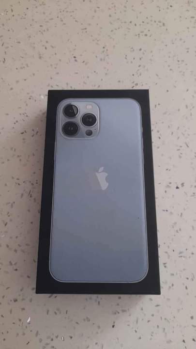 iPhone M.