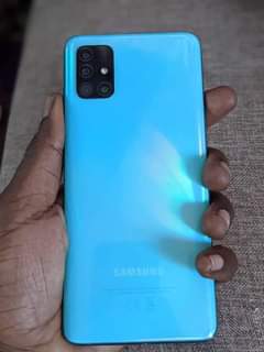 A picture of Samsung A51 128gb 300k