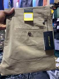 A picture of Kaki trousers