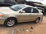 A picture of 2004 Toyota Corolla LE