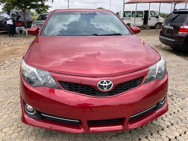 A picture of Nigerian used Toyota camry Year 2012 2013 Pric 10 5M