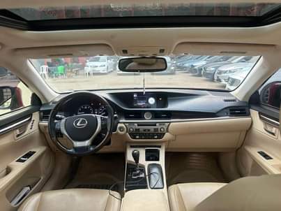 A picture of Few months used extremely clean 2012 Lexus Es350