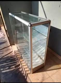 A picture of Glass counter
