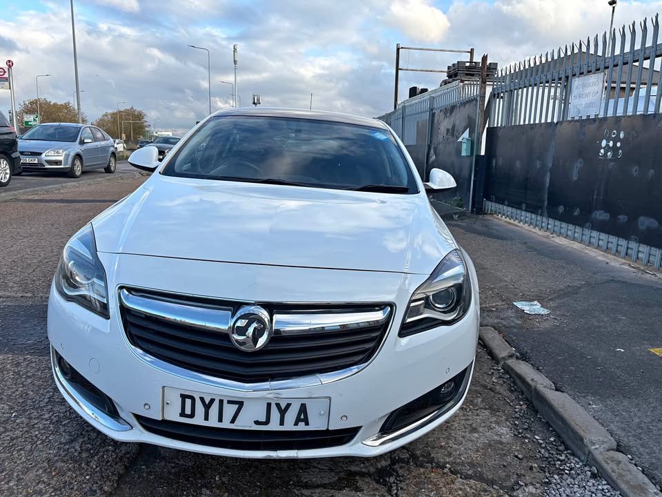 vauxhall insignia