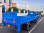 A picture of 1988 ISUZU NKR