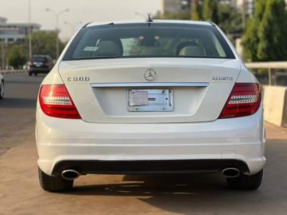 A picture of Mercedes Benz C300