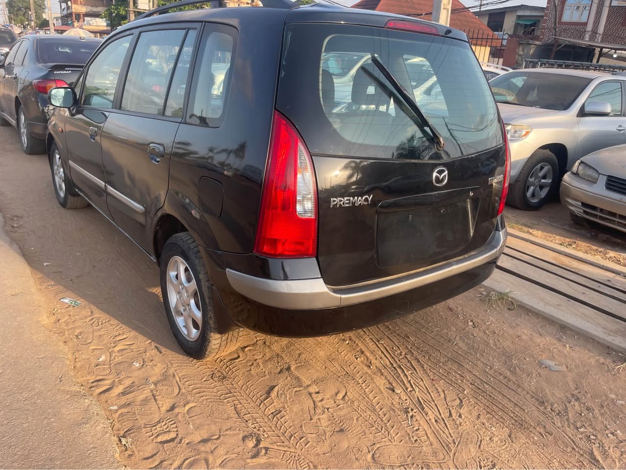 A picture of Mazda premacy used 08077814086