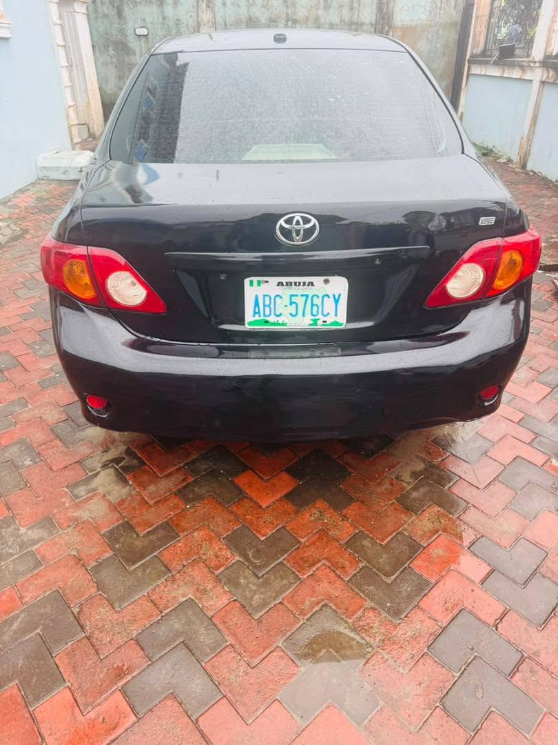 A picture of URGENT CASH NEEDED 2010 COROLLA AMERICAN SPEC EVERYTHING WORKING PERFECTLY