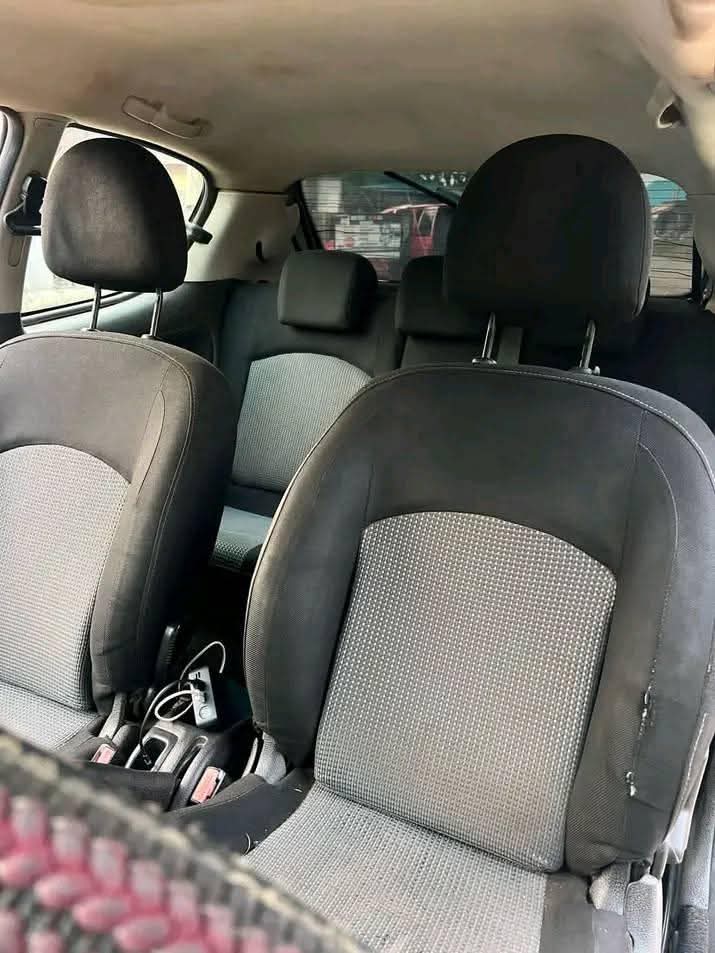 A picture of 2005 Peugeot 206
