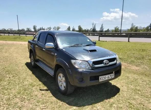 used toyota hilux