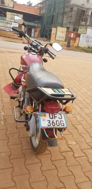 A picture of TVS HLX 125cc UFJ