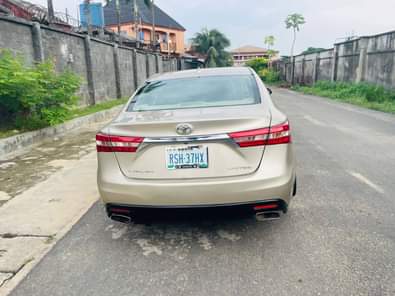 A picture of TOYOTA AVALON 2013 model Everything is working perfectly Owner is