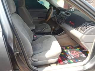 A picture of 2004 Toyota camry