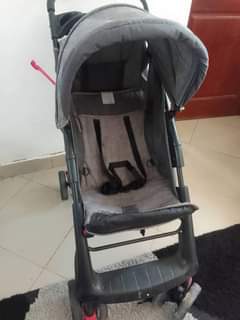 A picture of Baby stroller 200 000 0716691688 whatsaap Calls Tanki bovu