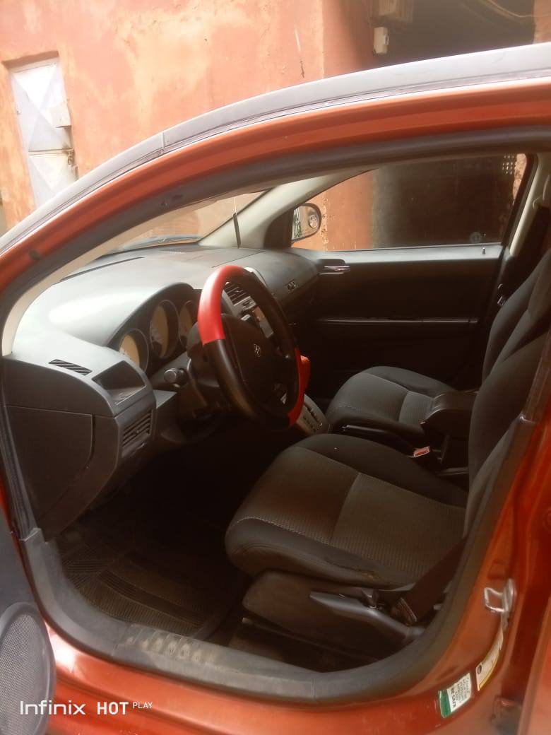 A picture of 07 DODGE CALIBER