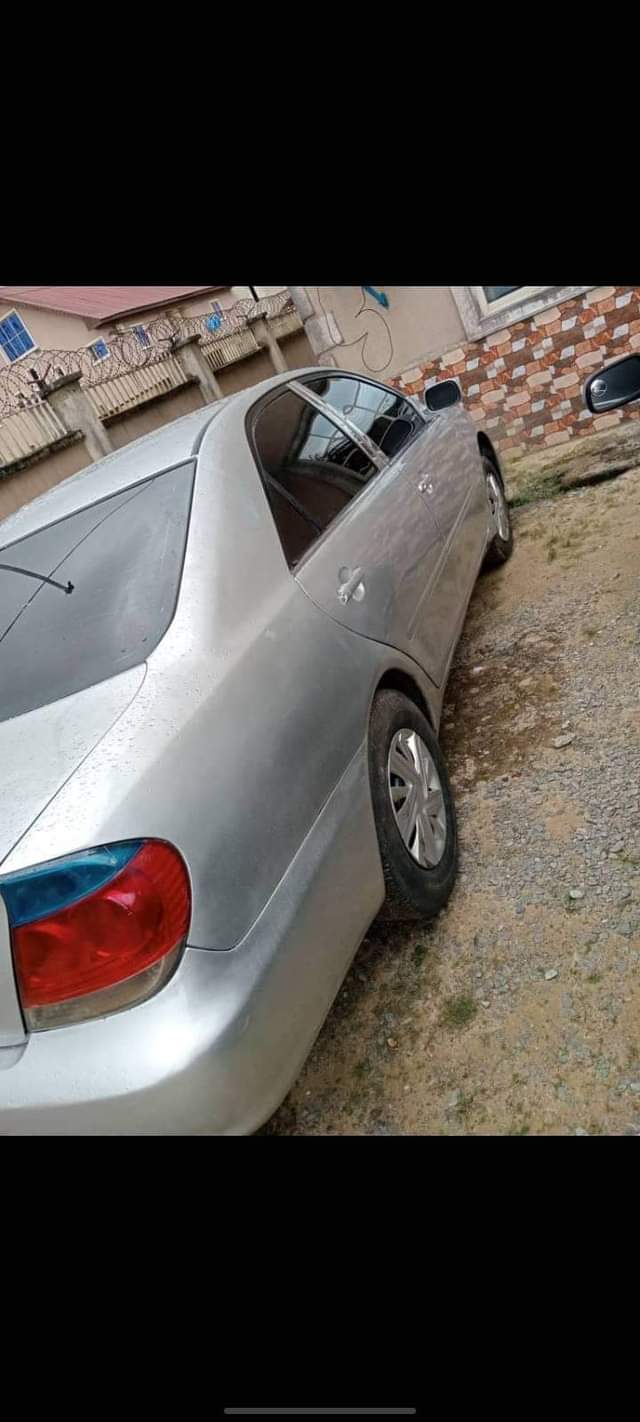 A picture of 2004 Toyota camry 2004