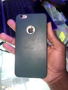 A picture of IPhone 6s plus