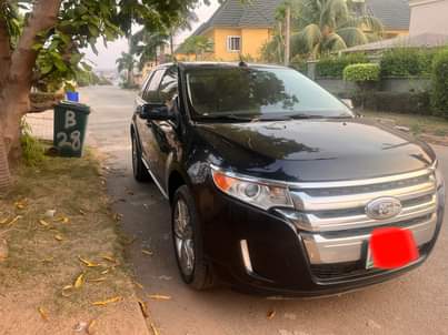 A picture of Ford edge 2014 model