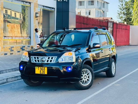 A picture of XTRAIL NEW MODEL Engine MR20 1980cc Full A C Full