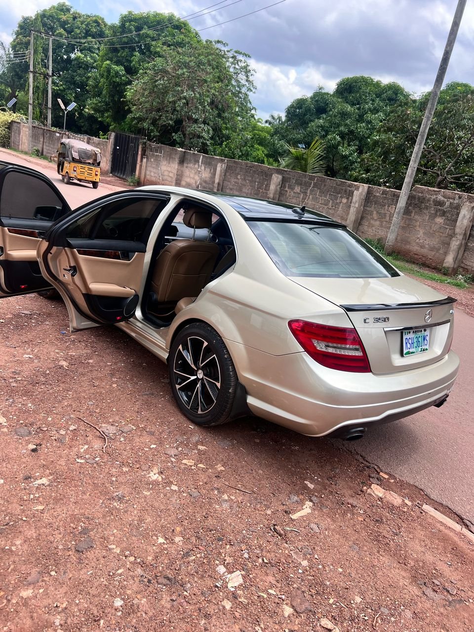 A picture of 2013 Mercedes Benz c class