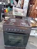 A picture of Von Hotpoint Cooker