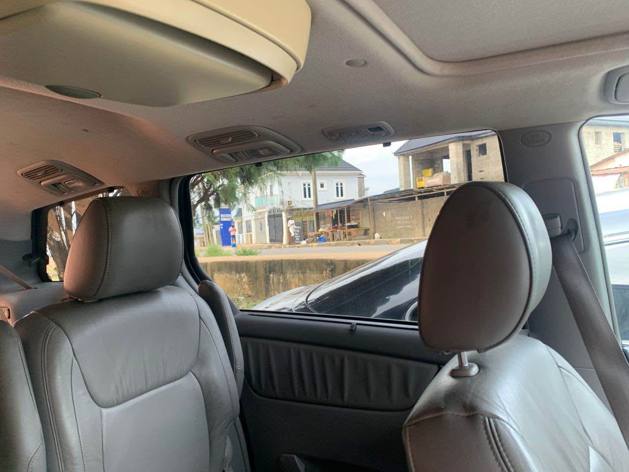 A picture of 2009 Toyota Sienna