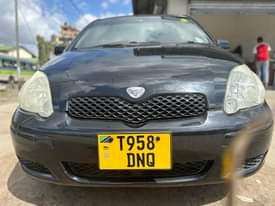 A picture of  TOYOTA VITZ DNQ Year model 2003 1sz 990cc ODO