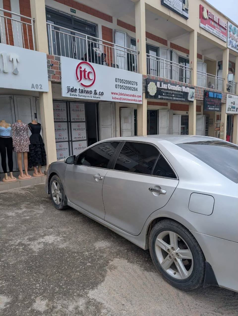 A picture of SE Camry with untempered engine AC Chilling