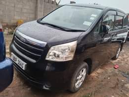 A picture of Toyota Noah 2009 At 42m 0706044260 0774245262