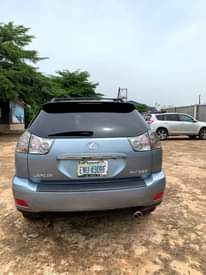A picture of 2005 Lexus Rx330
